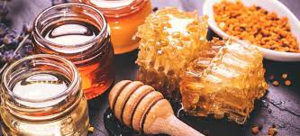 5 Home Remedies for Acne That Work and 5 to Avoid